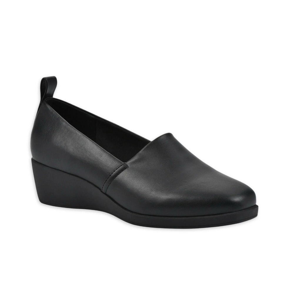 Aerosoles Women's Stretch Faux Leather Wedge Shoe, Wide Width Size 11‎